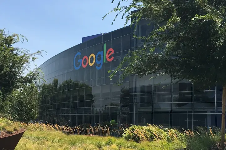 Bâtiments du siège de Google, le Googleplex, à Mountain View en Californie